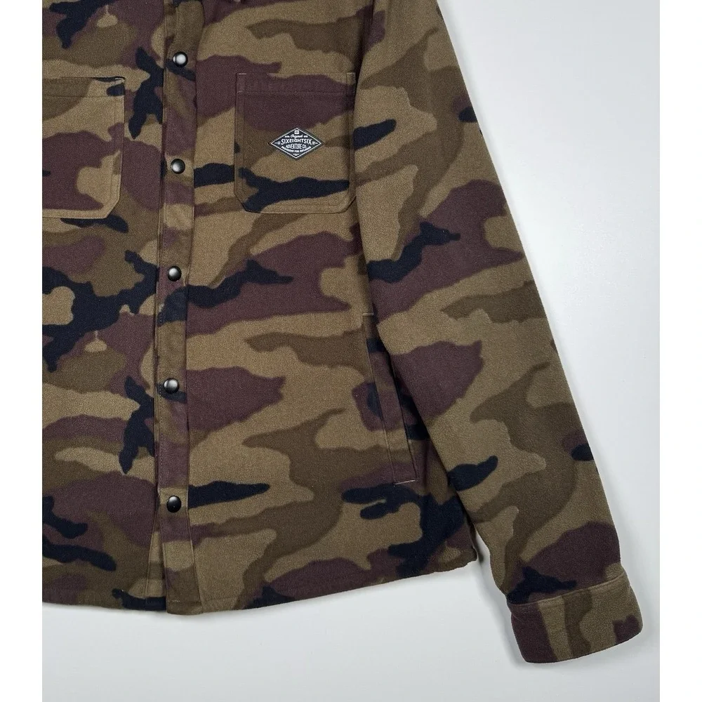 686 Men's Sierra Fleece Button Jacket Sweater Camo - Medium
